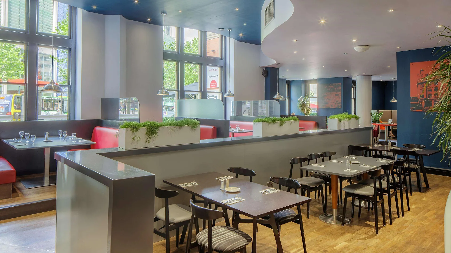 Hilton Nottingham Hotel 4*,