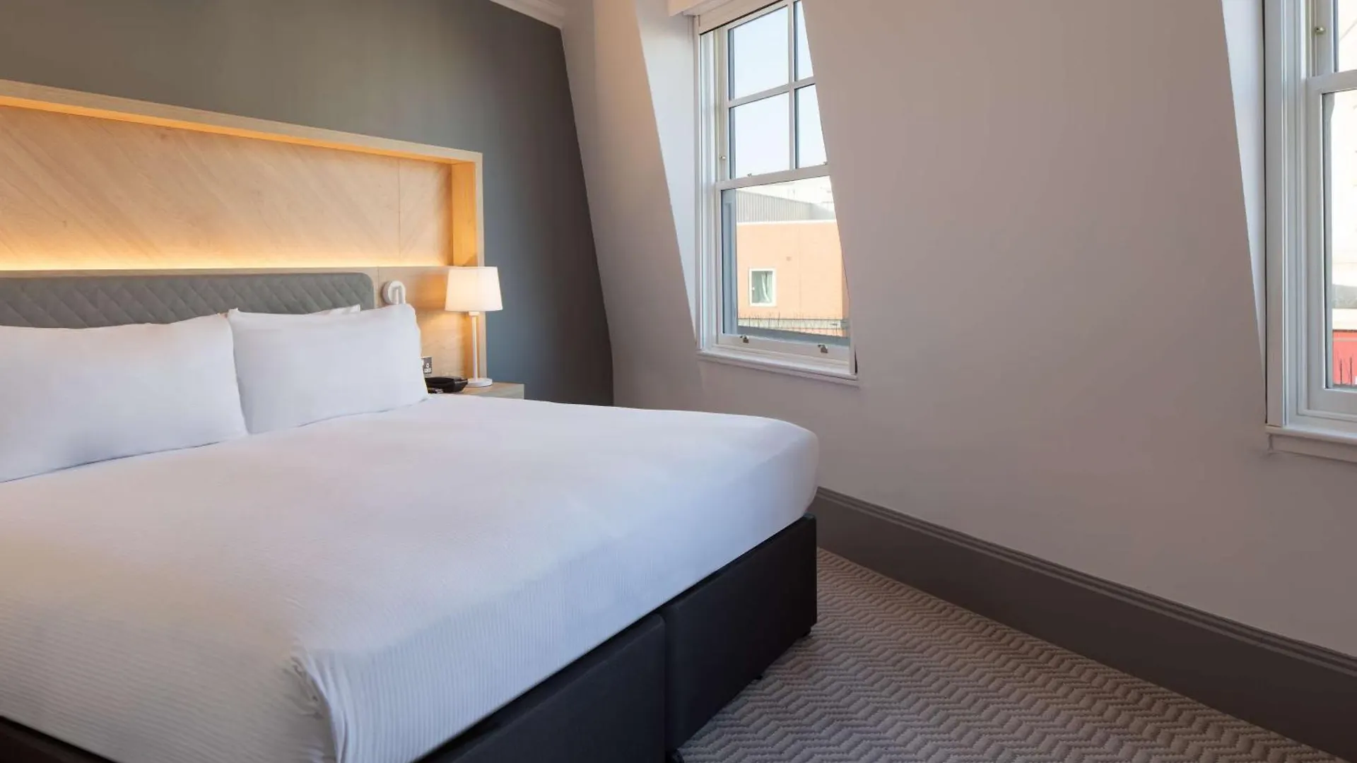 Hilton Nottingham Hotel 4*,  United Kingdom